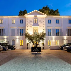 Hotel Le Remy &