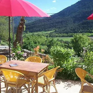 Le Vin De L'eté Bed & Breakfast