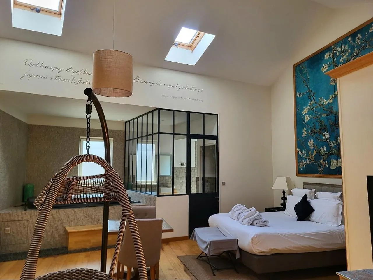 Maison D'Hotes Les Varietes Saint-Rémy-de-Provence 3*,  Γαλλία